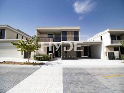 5 Bedroom Villa for Rent in Tilal Al Ghaf, Dubai - Large Plot | Single Row | Multiple Upgrades