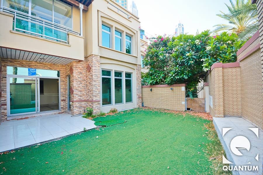 Best Priced Villa | Garden + Roof Terrace Best Priced Villa | Garden + Roof Terrace