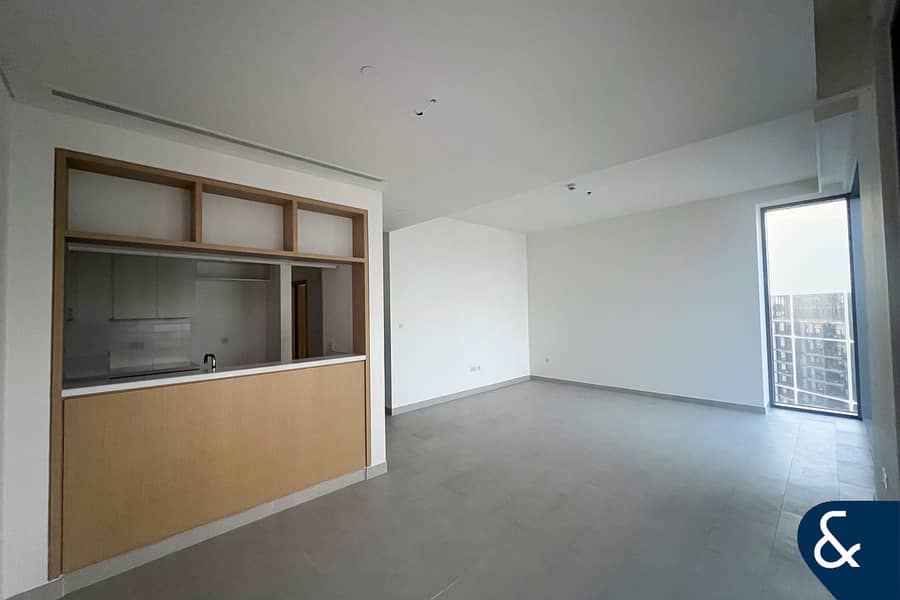 Vacant | Large Layout | Ready To Move Vacant | Large Layout | Ready To Move