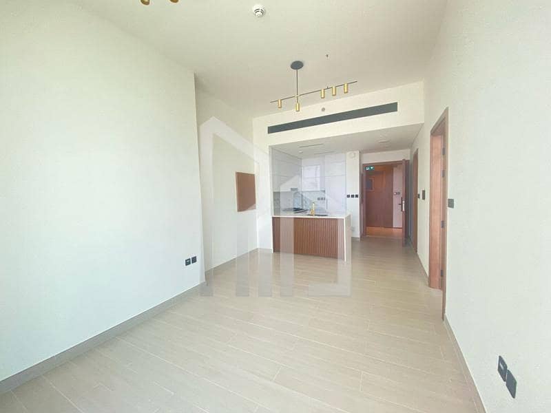 Fitted Kitchen | Big Layout | Flexible Cheques