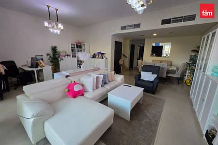 3 Bedroom Townhouse for Sale in International City, Dubai - upgraded | vacant on trasfer | ready to move