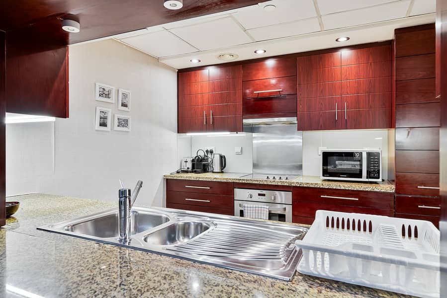 4 Full Kitchen (3). jpeg