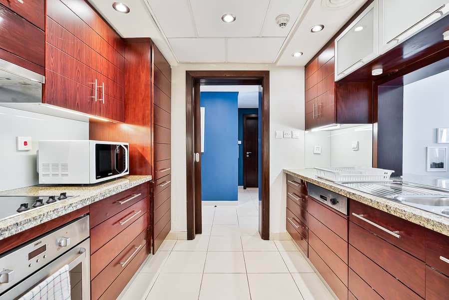11 Full Kitchen (2). jpeg