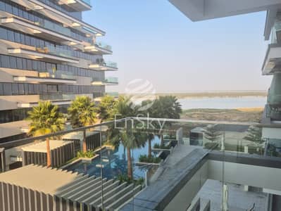 2 Bedroom Apartment for Sale in Yas Island, Abu Dhabi - Golf and Beach Living|Beautiful Location|Corner