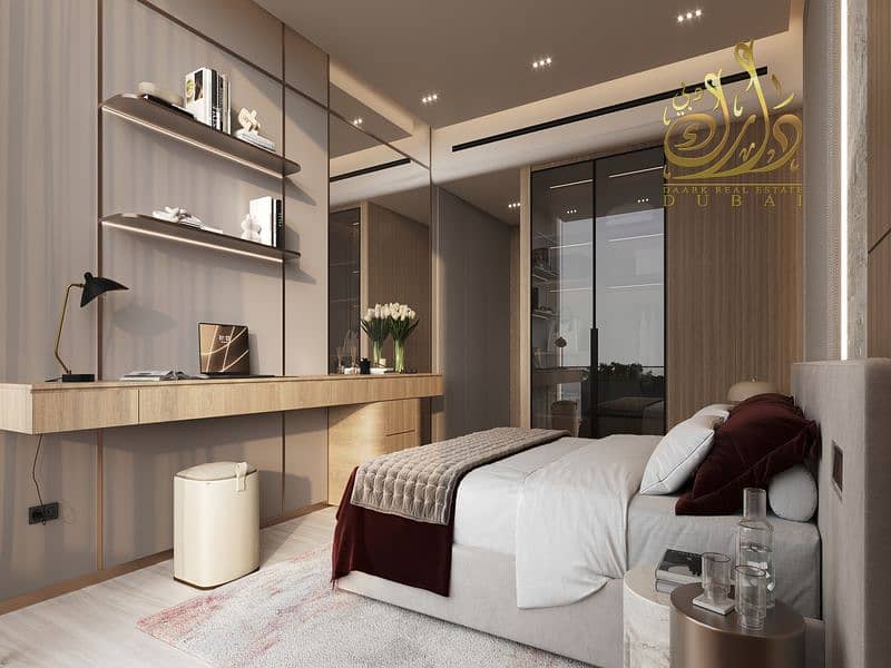 15 Ruby_Bedroom_C03_Post. jpg