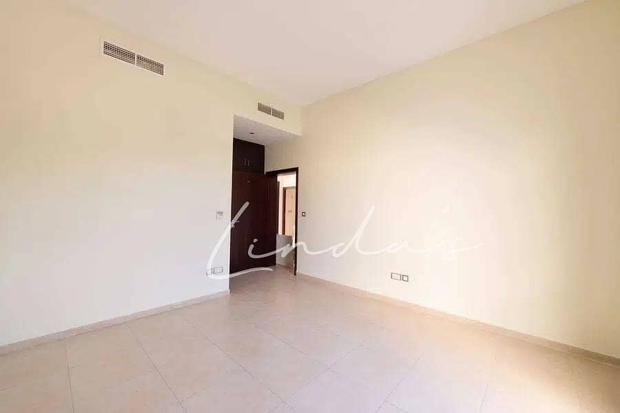 位于穆东城市社区,纳西姆别墅区 4 卧室的别墅 5850000 AED - 10920634 位于穆东城市社区,纳西姆别墅区 4 卧室的别墅 5850000 AED - 10920634