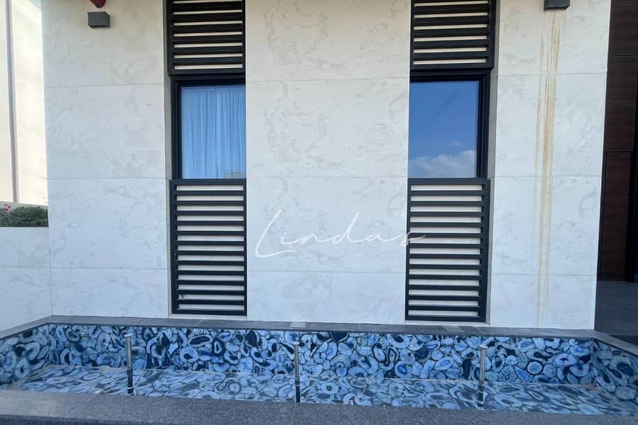 24 img-7796. jpg