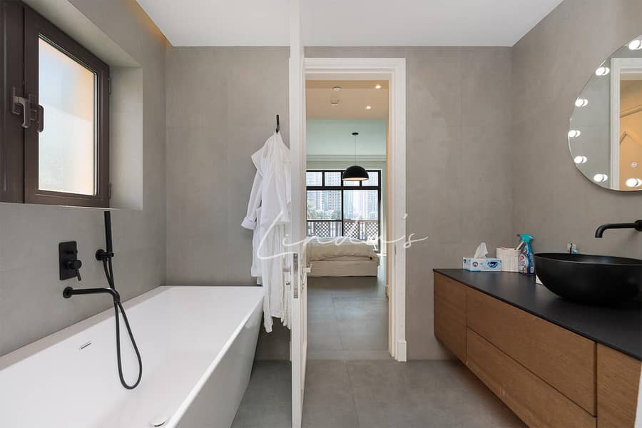 Burj Khalifa View | Fully Upgraded | Luxurious Burj Khalifa View | Fully Upgraded | Luxurious