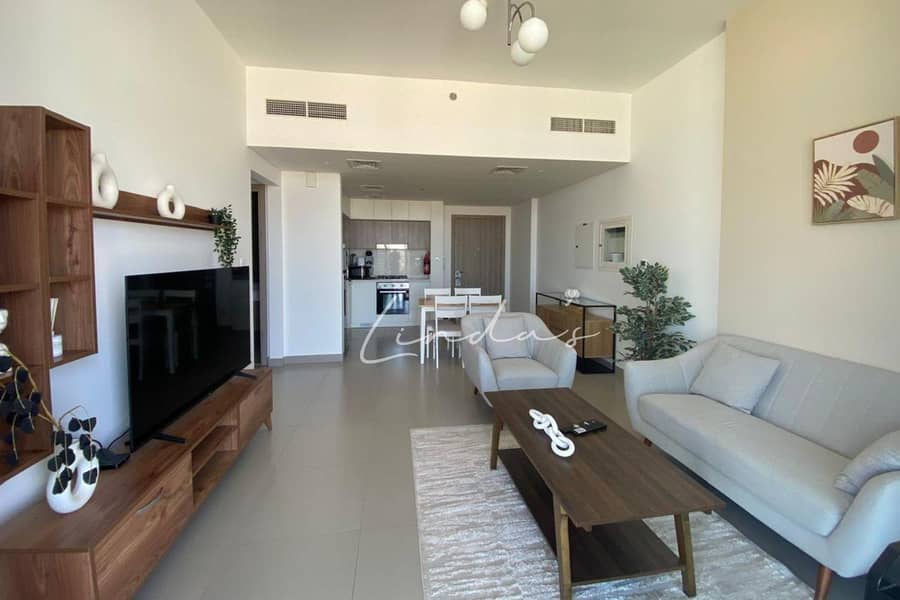 Huge Layout | Fully Furnished | Ready to Move In Huge Layout | Fully Furnished | Ready to Move In