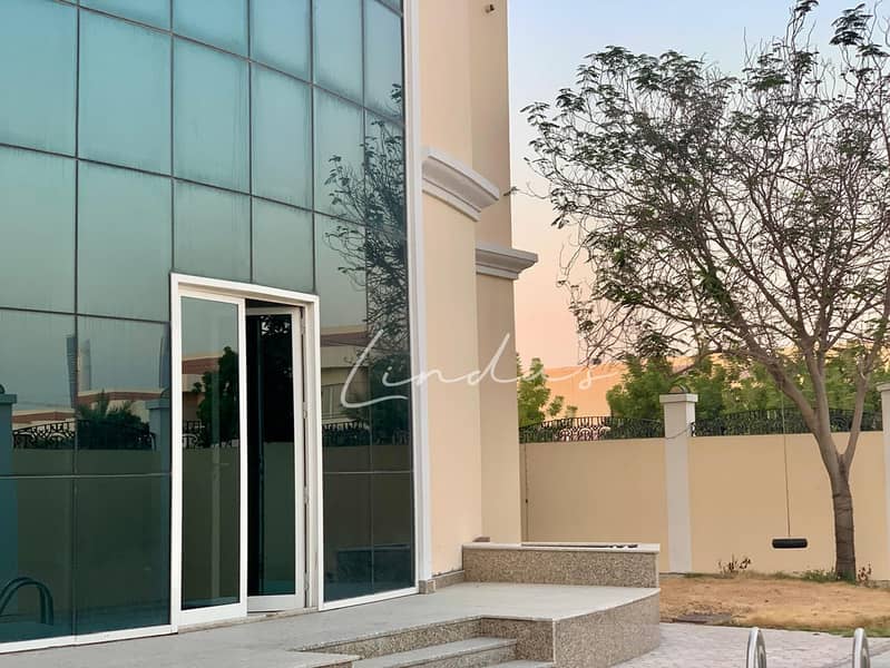 位于朱美拉住宅区,朱美拉1号社区 5 卧室的别墅 350000 AED - 11420841 位于朱美拉住宅区,朱美拉1号社区 5 卧室的别墅 350000 AED - 11420841