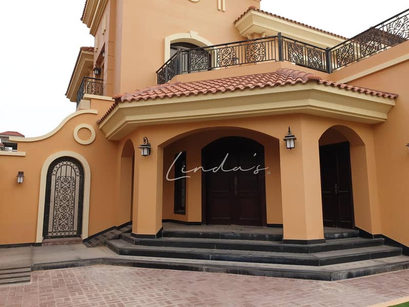 Вилла в Вилла,Центро, 5 спален, 7600000 AED - 11424989 Вилла в Вилла,Центро, 5 спален, 7600000 AED - 11424989