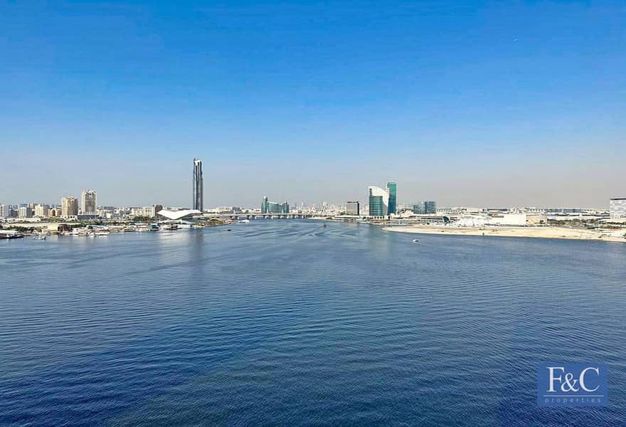 HIGH FLOOR | SPACIOUS | WATERFRONT VIEW HIGH FLOOR | SPACIOUS | WATERFRONT VIEW