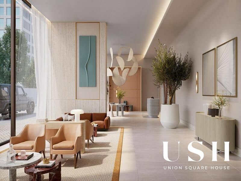 13 Living Area. jpg