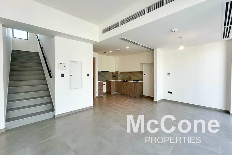 位于山谷小区,娜拉联排别墅 4 卧室的别墅 215000 AED - 11489855 位于山谷小区,娜拉联排别墅 4 卧室的别墅 215000 AED - 11489855