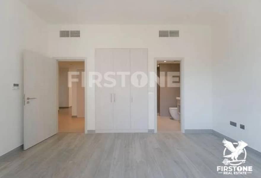 7 caaf65ca-3e97-45bd-9749-cddf7afc2ecf. jpg