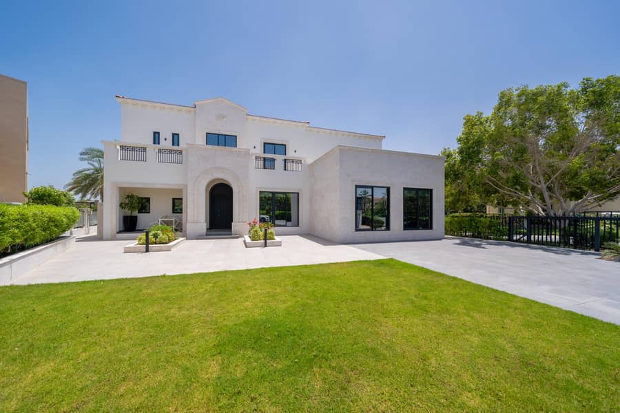 Vacant on Transfer | Corner Plot | Close to Exit Vacant on Transfer | Corner Plot | Close to Exit
