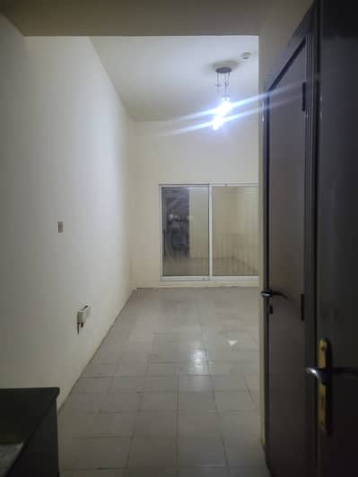 Studio for Rent in Deira, Dubai - WhatsApp Image 2025-05-01 at 12.38. 00 PM. jpeg