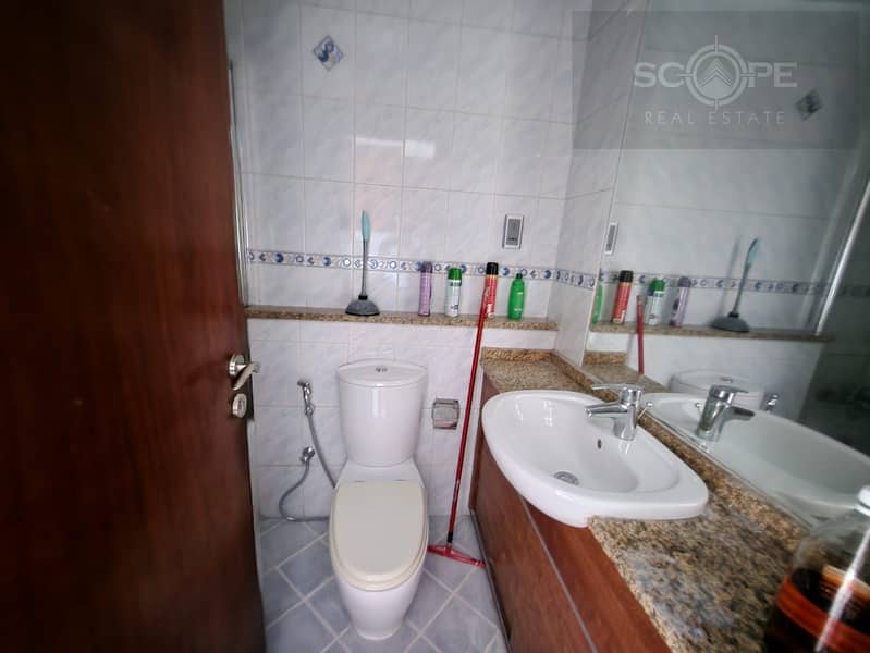9 39d5d2ab-5cf8-49d7-be2a-ee6ad5b42576. jpg