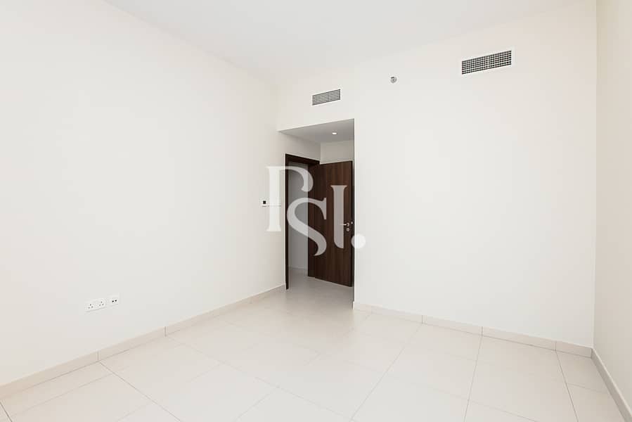 6 reflection-al-reem-island-shams-abu-dhabi-bedroom (3). JPG
