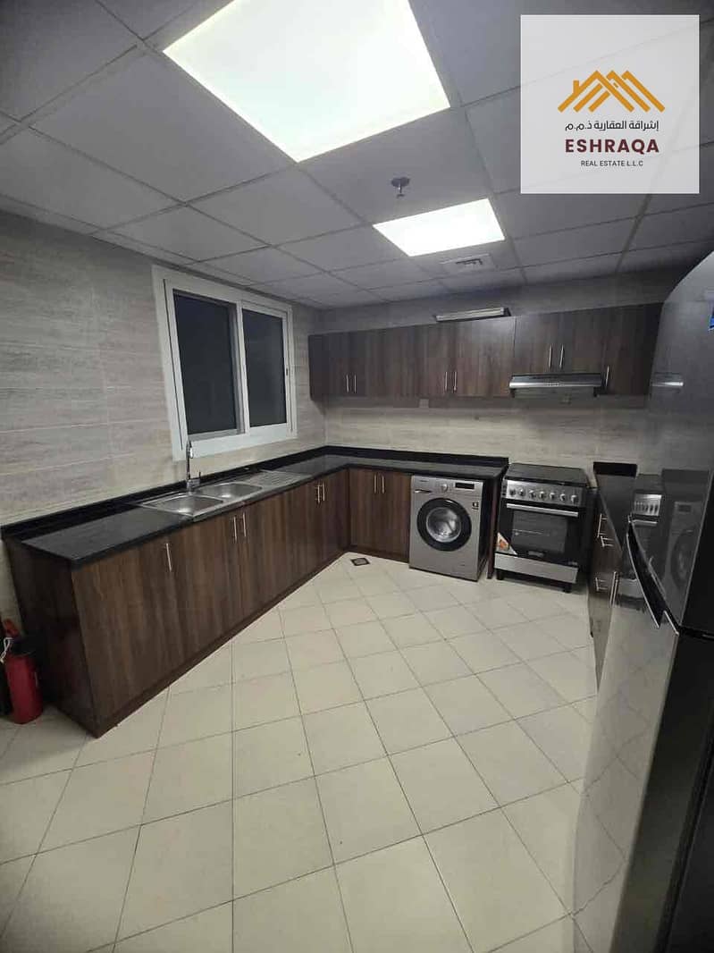12 fec2e89d-ab89-4a32-a6ce-e240f45cbb88. jpg