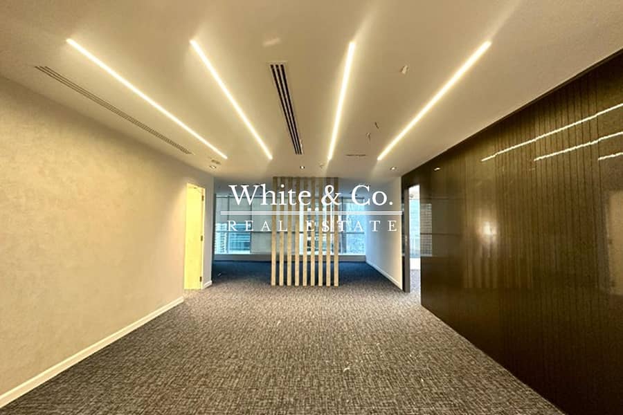 GRADE A TOWER | LUXURY FIT OUT | BALCONY GRADE A TOWER | LUXURY FIT OUT | BALCONY