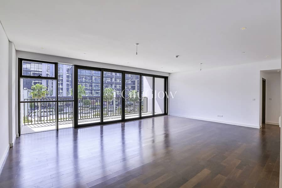 Bright Unit | Spacious Balcony | Boulevard View Bright Unit | Spacious Balcony | Boulevard View