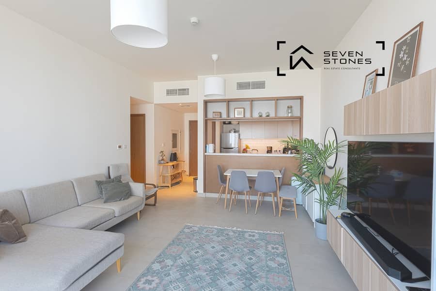 AVAILABLE | WATER VIEW | LOW FLOOR AVAILABLE | WATER VIEW | LOW FLOOR