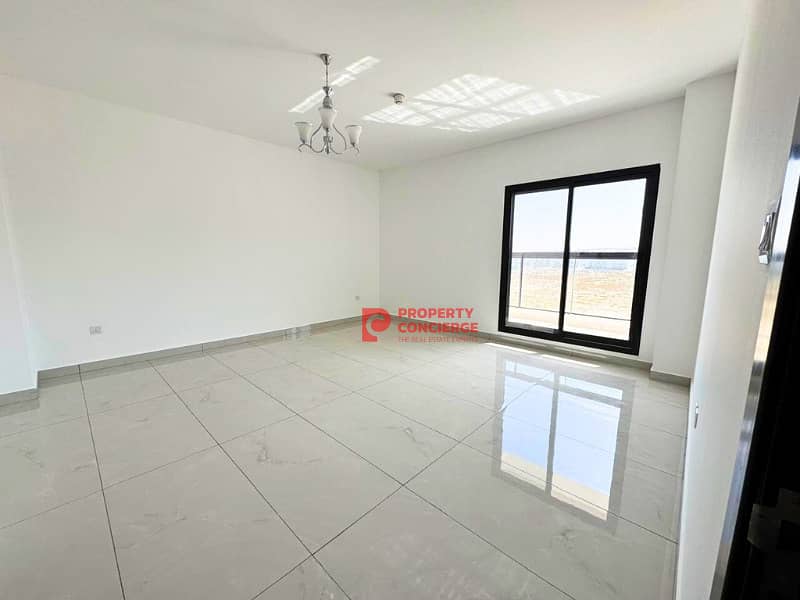 3BR Duplex I Maids Room I Close to Metro Station