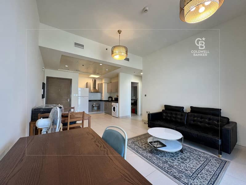 Skyline Views | Near Metro | Vacant on tranfer