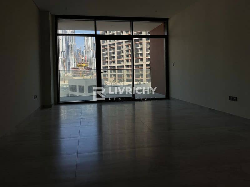 Partial Burj View | Ready To Move | Spacious Partial Burj View | Ready To Move | Spacious