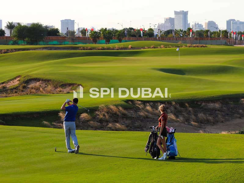 11 Golf_Greens-Gallery-04. jpg