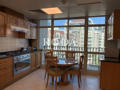 Maid's room|Onsite Parking| Free Wi-Fi Maid's room|Onsite Parking| Free Wi-Fi