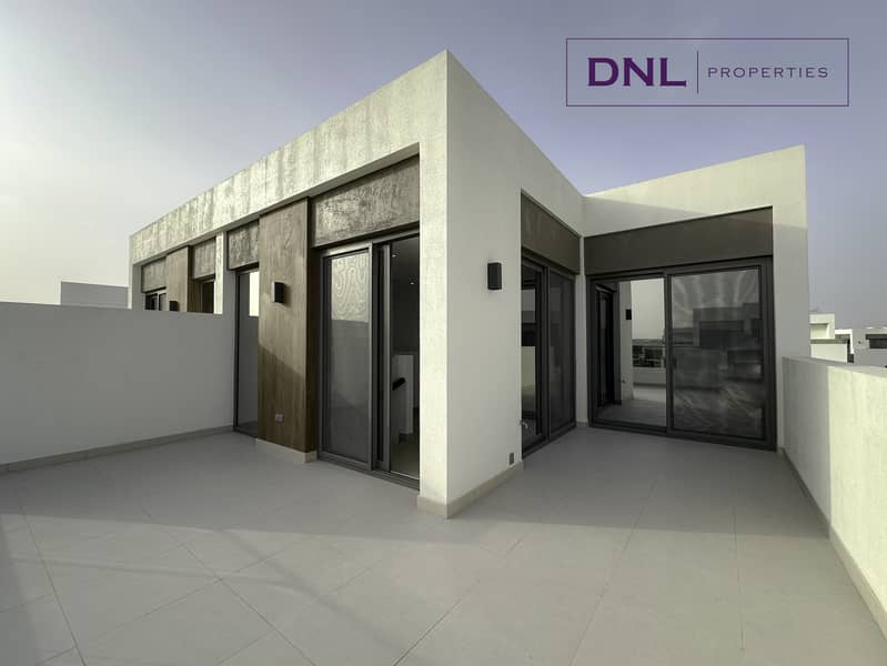 位于蒂拉尔阿尔加夫综合社区,奥拉别墅区 4 卧室的别墅 7050000 AED - 11517665 位于蒂拉尔阿尔加夫综合社区,奥拉别墅区 4 卧室的别墅 7050000 AED - 11517665