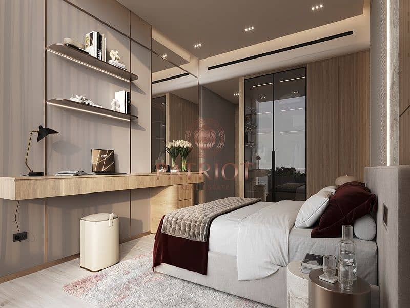 18 Ruby_Bedroom_C03_Post. jpg