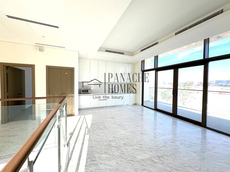 11 Upper Leve Family Room. jpg