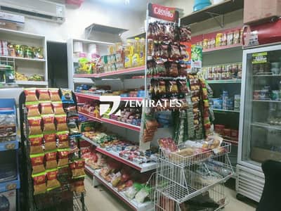 محل تجاري  للايجار في المدينة العالمية، دبي - IMG-20250430-WA0060. jpg