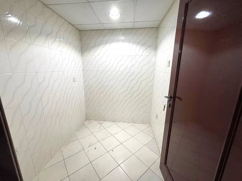 12 MAID ROOM. jpg