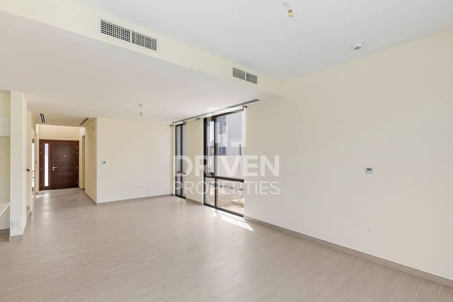 Elegant Villa in Green Belt | Perfect Smart Layout Elegant Villa in Green Belt | Perfect Smart Layout