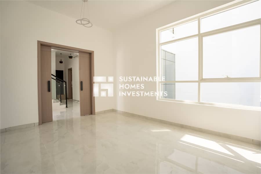 12 SUS03814-HDR. jpg