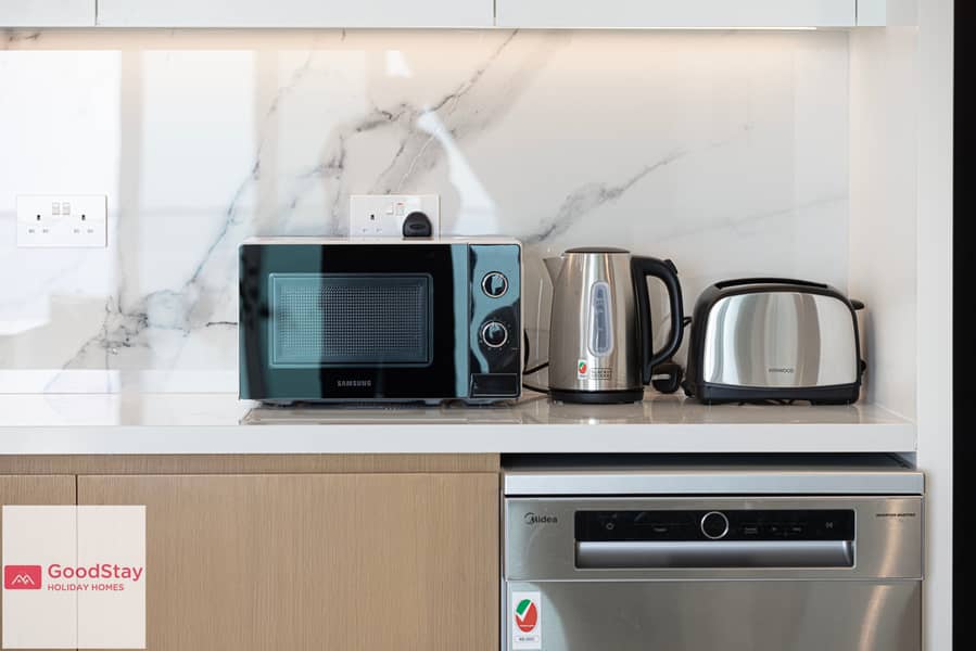15 Private Beach- Seaview Premium 3BED -JBR LUX Stays (12). jpeg