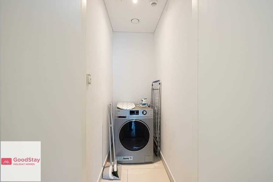 21 Private Beach- Seaview Premium 3BED -JBR LUX Stays (18). jpeg