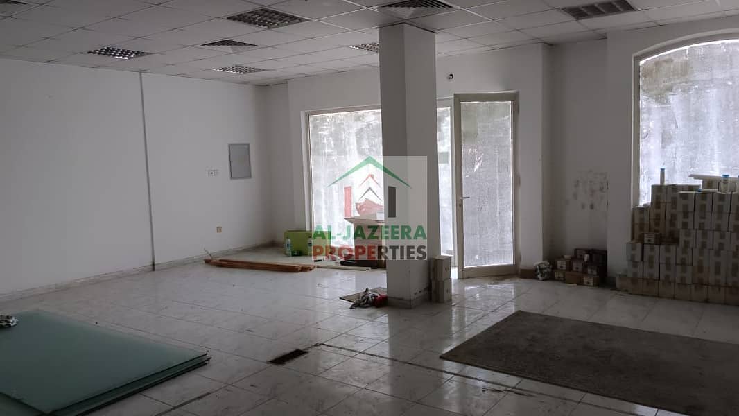 4 WhatsApp Image 2024-02-20 at 10.44. 27_e9fb79ac. jpg