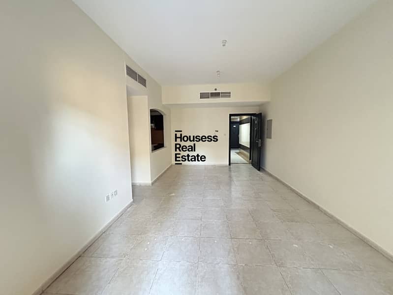 VACANT | POOL VIEW | READY TO MOVE | EXCLUSIVE VACANT | POOL VIEW | READY TO MOVE | EXCLUSIVE