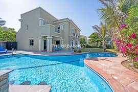 Immaculate B1 Property | Large Corner Plot