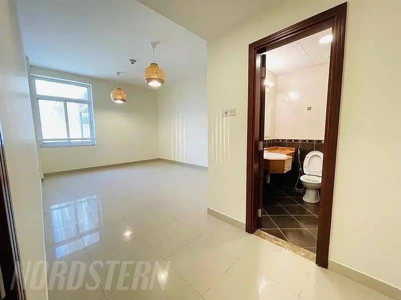 位于朱美拉环形村(JVC),JVC第13区,索布哈水仙公寓 3 卧室的公寓 140000 AED - 11519361 位于朱美拉环形村(JVC),JVC第13区,索布哈水仙公寓 3 卧室的公寓 140000 AED - 11519361