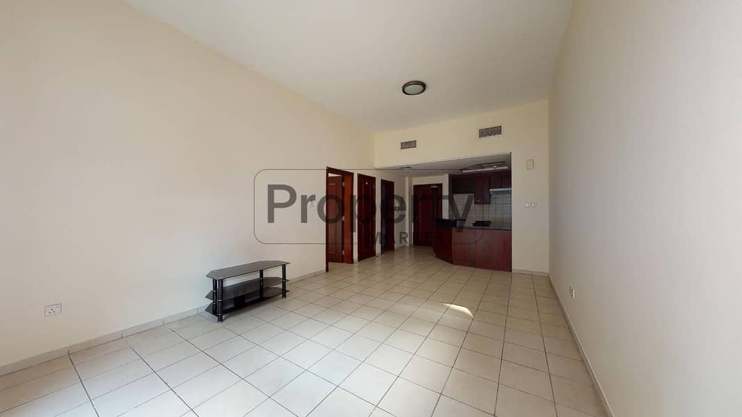 3 Building-49-MED-1BR-12232020_141859. jpg
