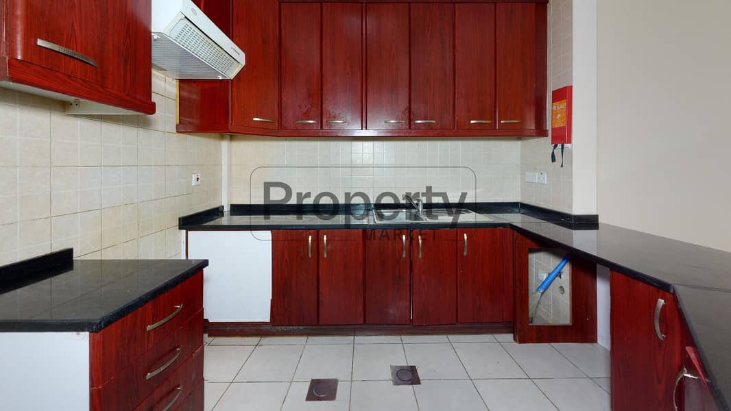 6 Building-49-MED-1BR-Kitchen(1). jpg