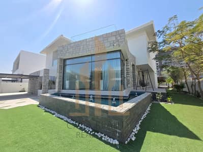 Elegant | Lush quality | Pool | Private Garden