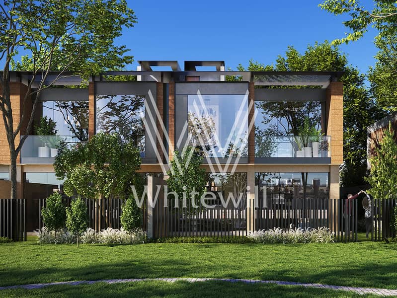 2 Chic Townhouse Rear. jpg
