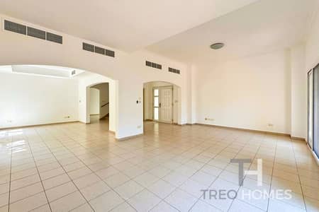 3 Bedroom Villa for Rent in The Meadows, Dubai - Type 5 | Well Maintained | Vacant
